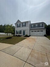 Building Photo - 110 Browband St