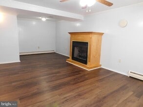 Building Photo - 13000 Kerrman Ct