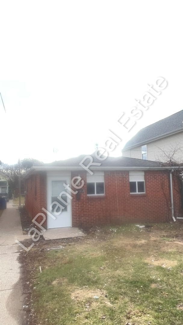 Building Photo - 1622 Milburn Ave