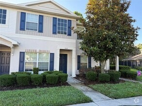 Building Photo - 15802 Stable Run Dr