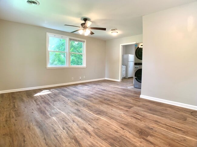 Foto del edificio - 1330 Vogue Hill Rd