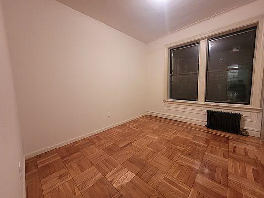 Foto del edificio - 2 bedroom in BRONX NY 10468