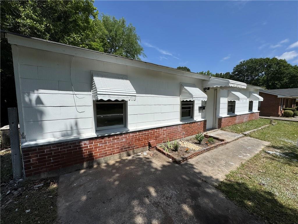 Foto principal - 4039 Lindsey Dr