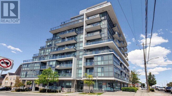 Building Photo - 16 McAdam Ave