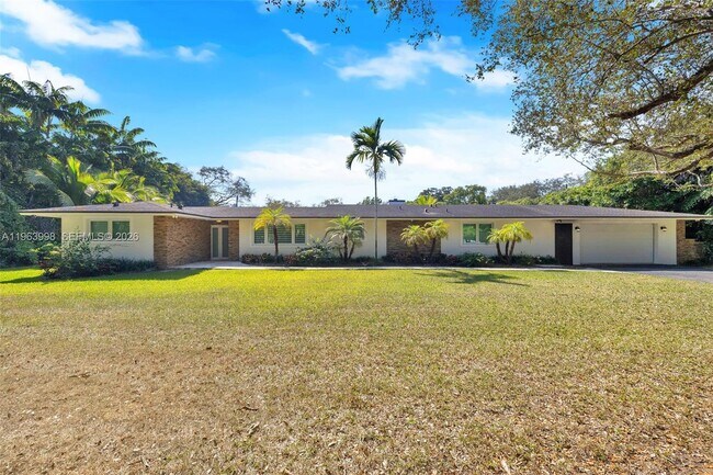 Building Photo - 10110 SW 66th St