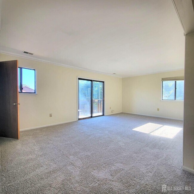 Building Photo - 3718 Birchwood Ct