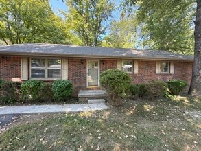 Building Photo - 360 Longview Dr