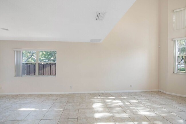Foto del edificio - 1269 NW 106th Terrace