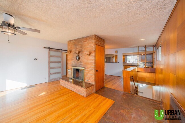 Foto del edificio - Classic South Hill Charmer for Rent – 3423 S Grant Blvd, Spokane, WA 99203