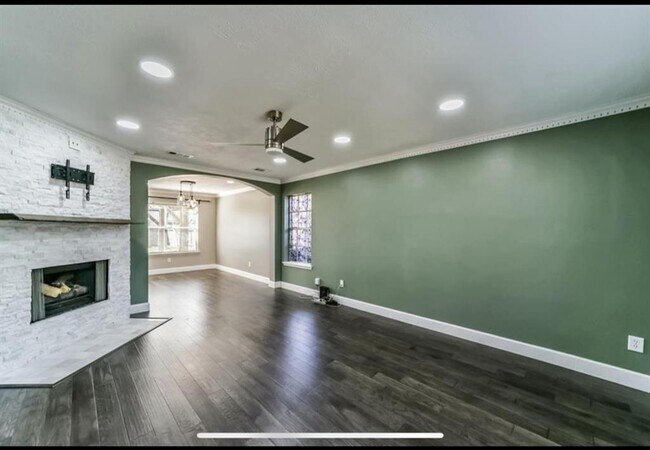 Foto del edificio - 14723 Bladenboro Dr