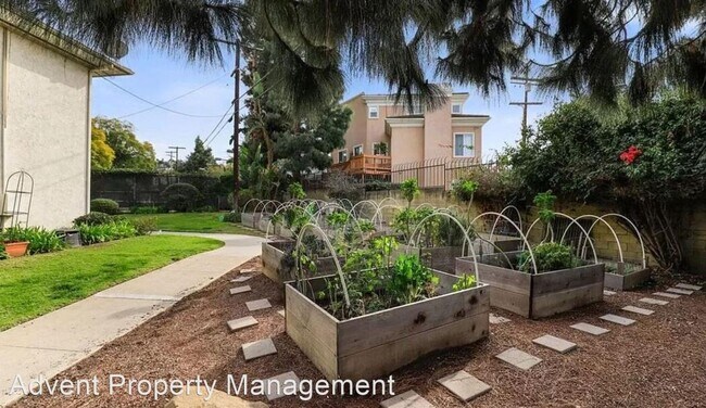 Foto del edificio - 5832 Bowcroft St
