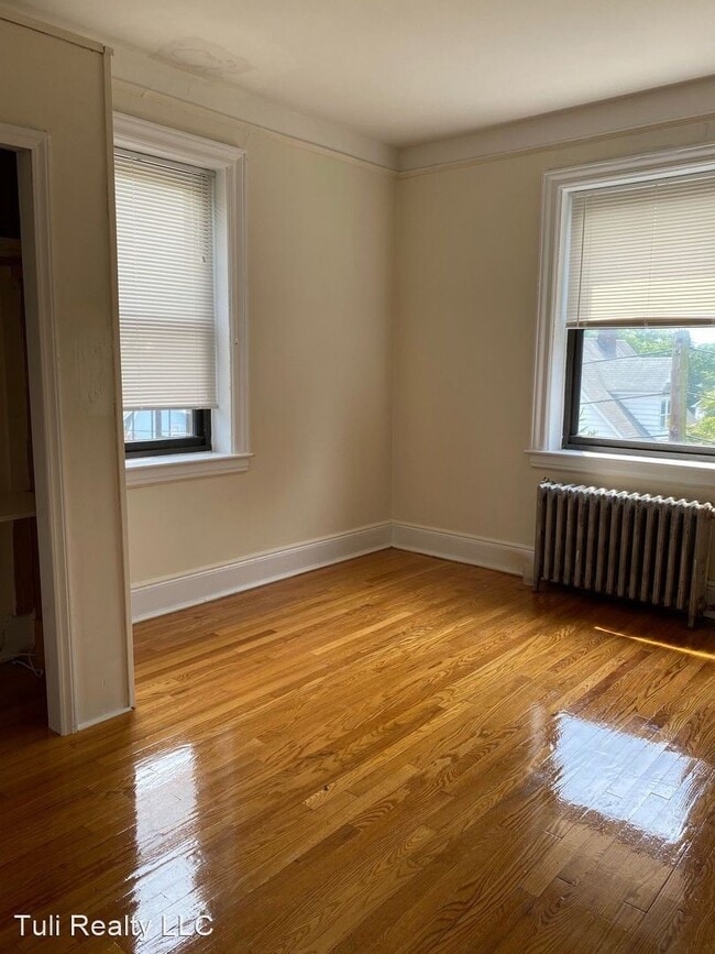 Building Photo - 1 Murray Hill Terrace