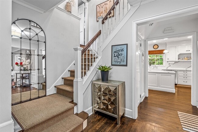 Building Photo - 9 Wyngate Pl