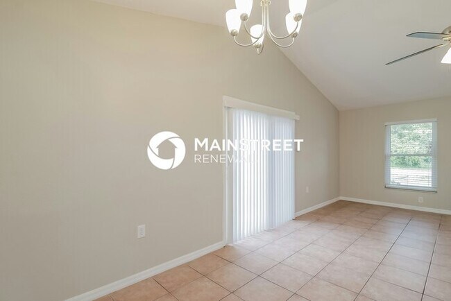 Foto del edificio - 4 Bedroom Pet-Friendly Home in DELTONA, FL...