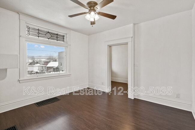 Foto del edificio - 439 Kingsboro St