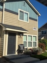 Building Photo - 8920 W Shellie Ln