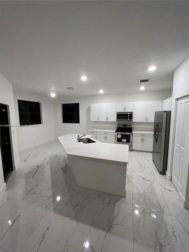 Foto del edificio - 12901 SW 229th st