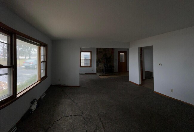 Building Photo - 2346 State Rte 37 E