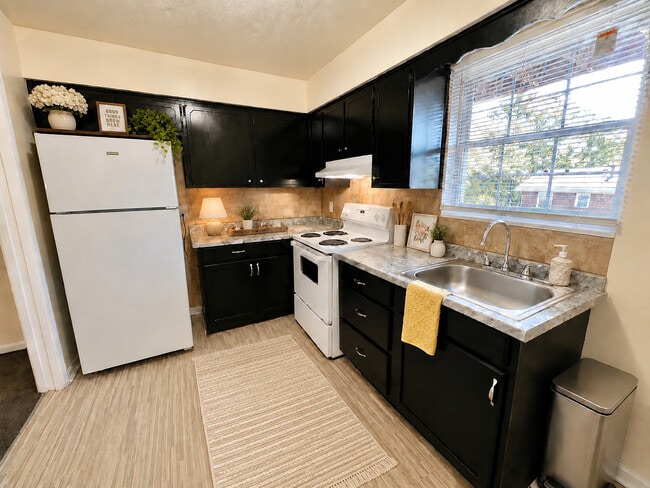 Digitally staged with ChatGPT to show true potential. - Village Park Apartments