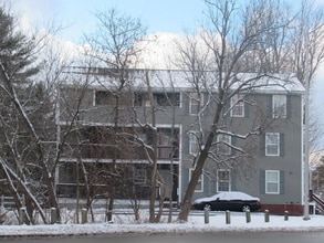 Building Photo - 2 New Gotham Rd