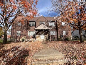 Building Photo - 265 Victor Ave