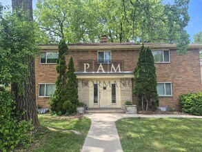 Building Photo - 5327 N Mohawk Ave
