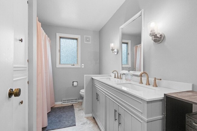 Building Photo - 2254 Deer Trail