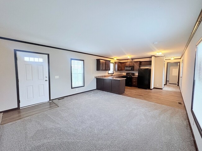 Foto del edificio - 10694 State Rte 762