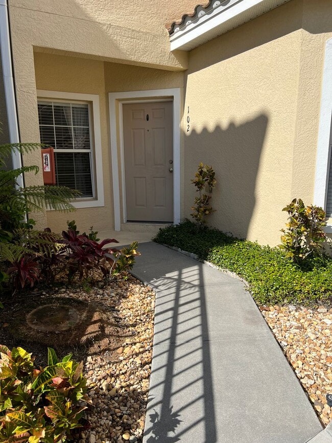 Building Photo - 692 Seabrook Ct