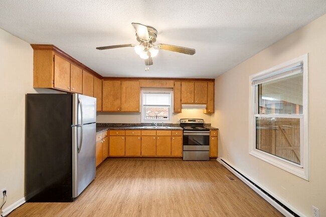 Foto del edificio - Available Now: Single Family Home Downtown Durham