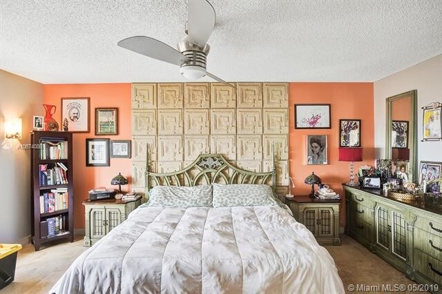 Foto del edificio - 18151 NE 31st Ct  PH-208