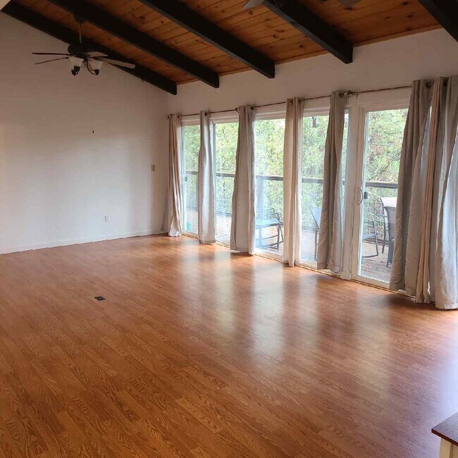 17350 Mt Everest Ct Unit Upstairs, Sonora, CA 95370 Room for Rent in