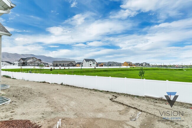 Foto del edificio - 356 E Gilbert Peak Way