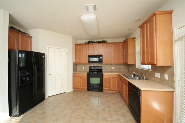 Foto del edificio - 16100 S Great Oaks Dr
