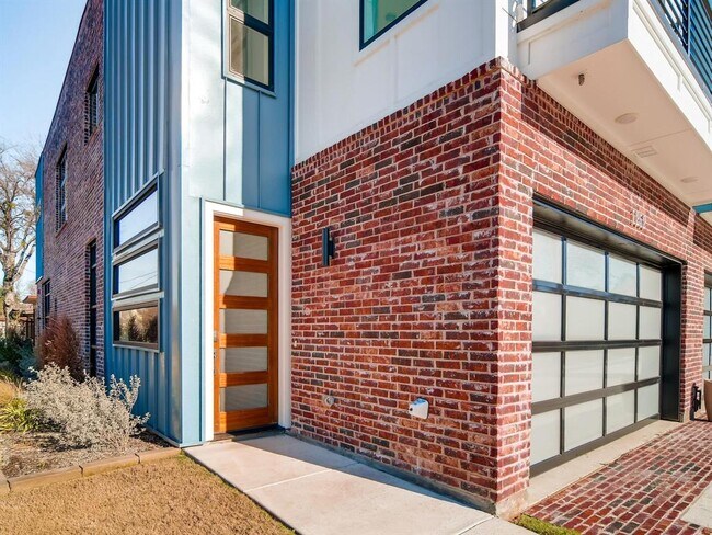 Building Photo - 1258 Annex Ave
