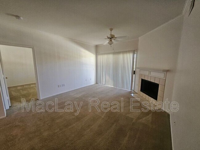 Foto del edificio - 16013 S Desert Foothills Pkwy