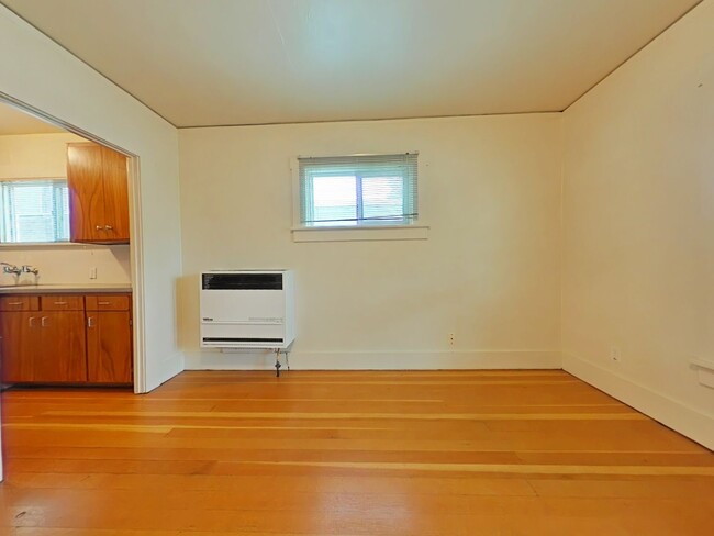 Foto del edificio - Duplex ~ Close to Campus ~ Small Pet Friendly