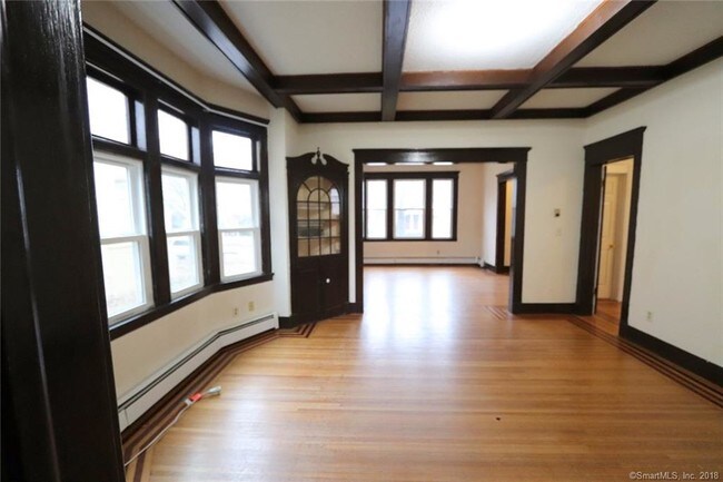 Building Photo - 814 Orange St