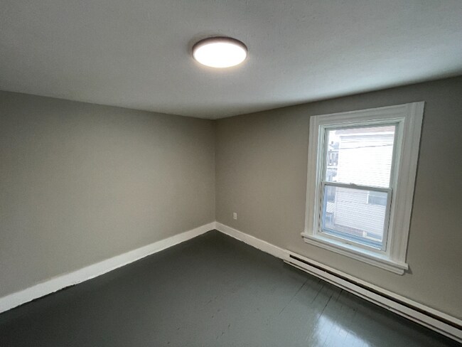 Foto del edificio - 1322 Brownell Ave