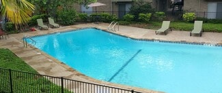 Building Photo - La Paloma Apartments