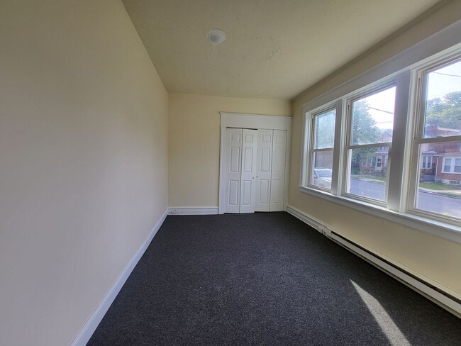 Building Photo - 442 N 22nd St
