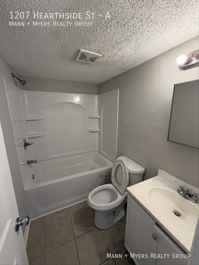 Foto del edificio - 1207 Hearthside St