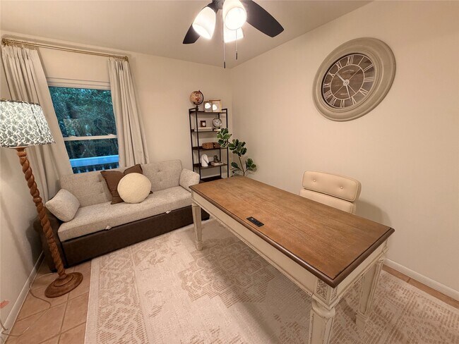 Foto del edificio - 1 Laurel Oak Pl