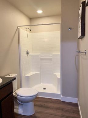 Foto del edificio - Hop on This Updated Two Bedroom with a Den-Licton Springs Townhome!