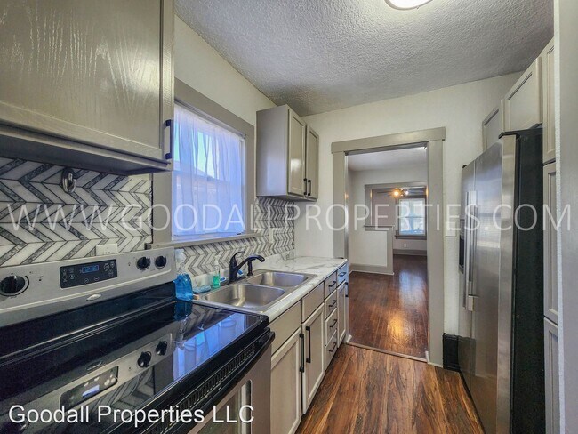 Building Photo - 2 br, 1 bath House - 1425 Richmond Ave
