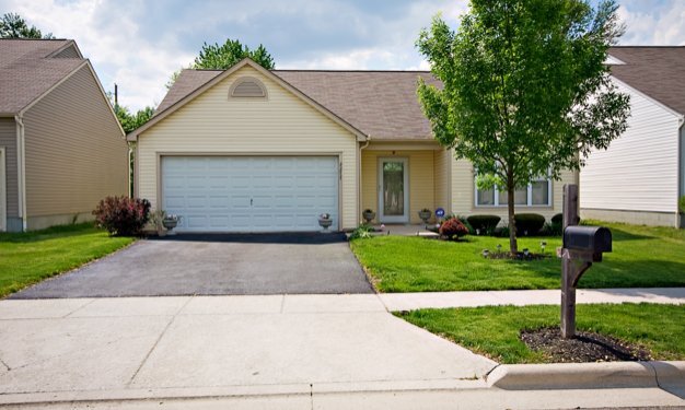 Building Photo - 2626 Kenbridge Dr