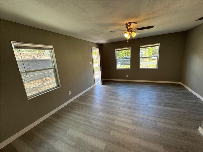 Foto del edificio - 2853 Josephine St