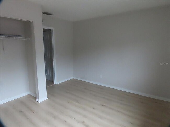 Foto del edificio - 708 St Michael Ln