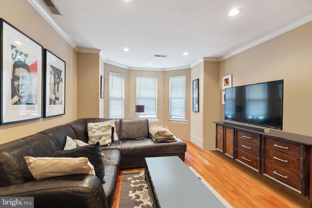 Foto principal - 3009 W Girard Ave