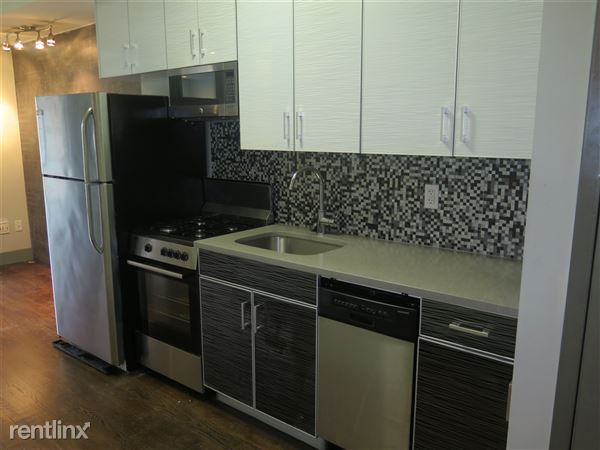 Building Photo - 508 Seneca Ave